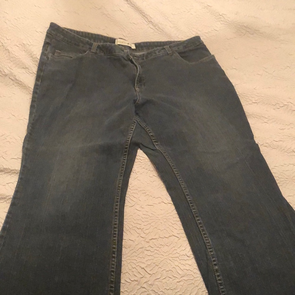 Women’s boot cut jeans